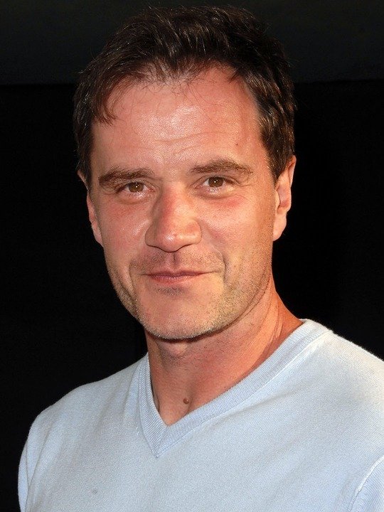 tim dekay(蒂姆迪凯)被认为是"insanely good actor",在电视舞台都有