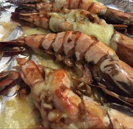 蒜蓉芝士焗虎虾