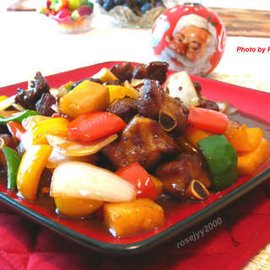 菠萝彩椒甜酸排骨