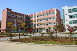 黄州区陈潭秋中学