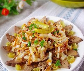 金针玉笋拌鸡肝