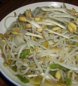 蟹味菇炒花生芽