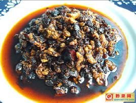 风味鸡丁油辣椒