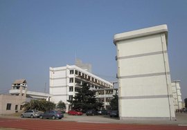 平湖市南市中学