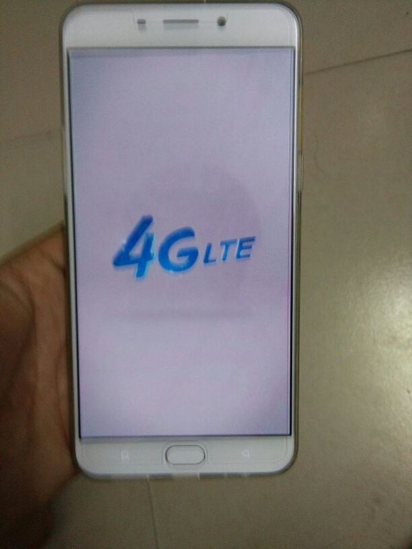 我刚买的oppor9plus,开机好难看,怎么改?_360